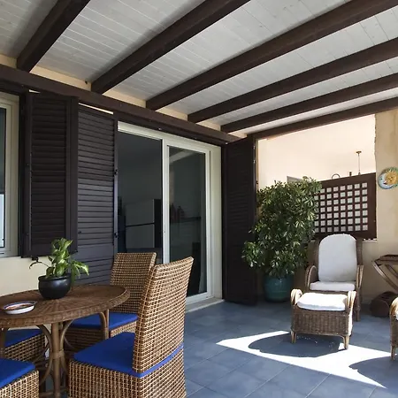 Terrazza A Mare Corallo Ferienhaus